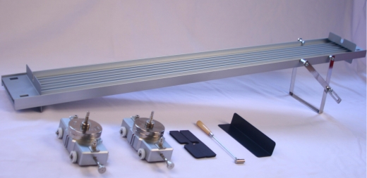 牛頓第二運動定律(多軌式)